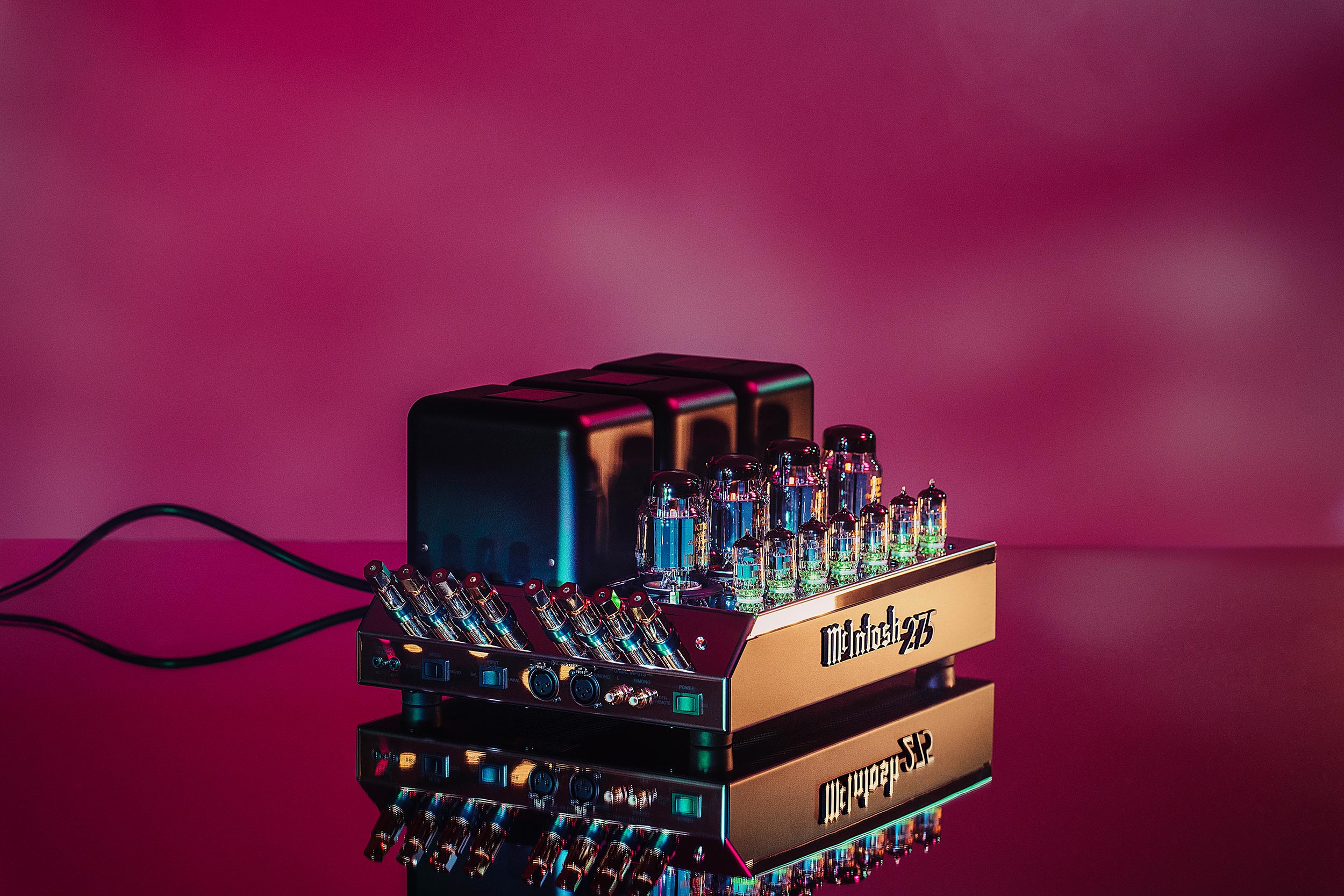 mcintosh amplifier