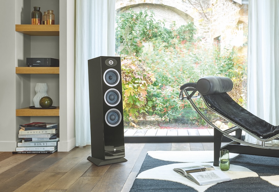 A Guide to Tower Speakers: Tips for Choosing the Perfect Speakers